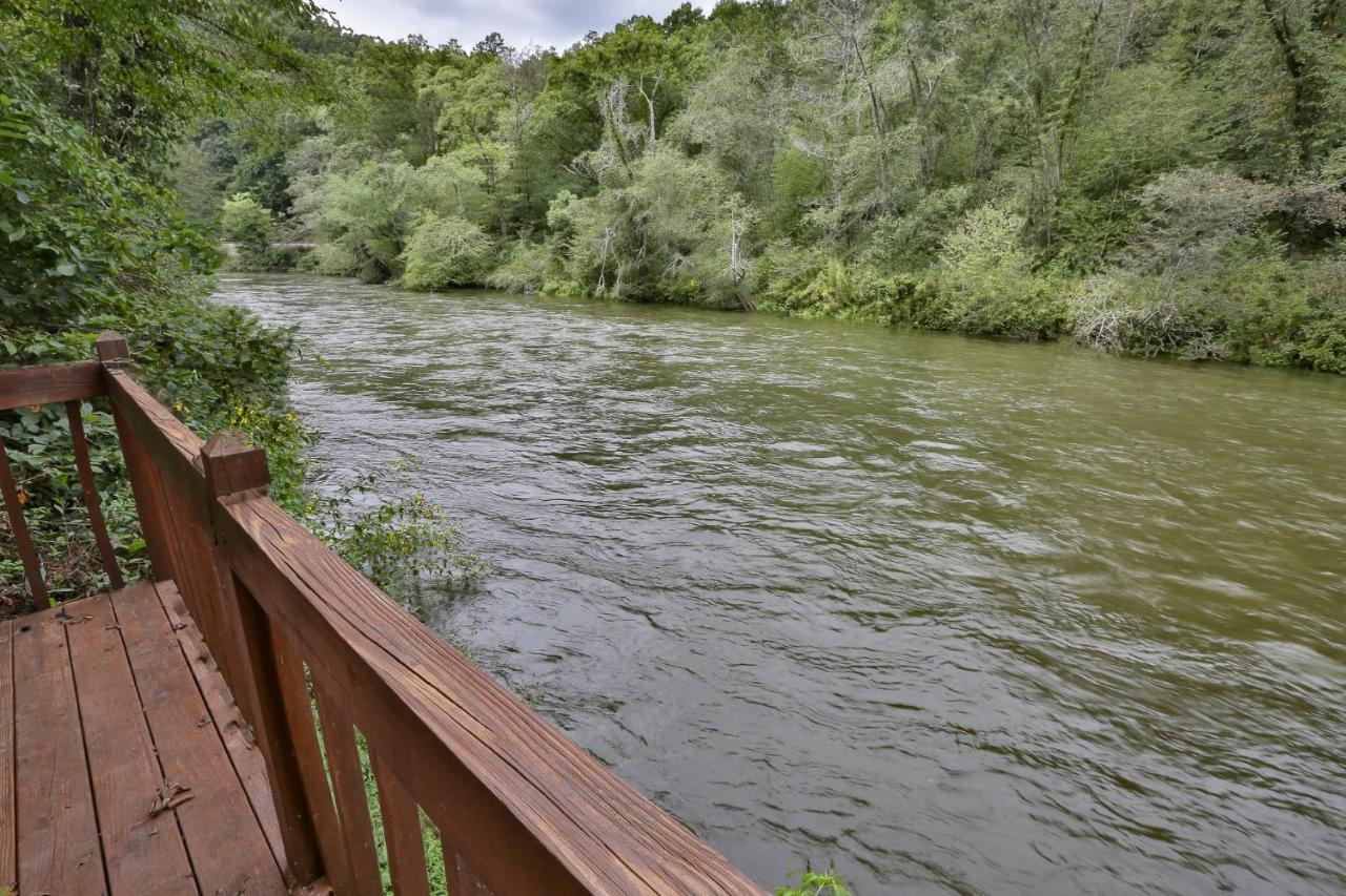 Heaven On The Toccoa Where You Will Enjoy The Sites And Sounds Of The Toccoa River Mineral Bluff Экстерьер фото
