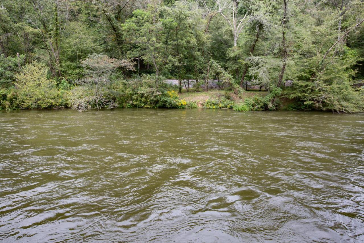 Heaven On The Toccoa Where You Will Enjoy The Sites And Sounds Of The Toccoa River Mineral Bluff Экстерьер фото